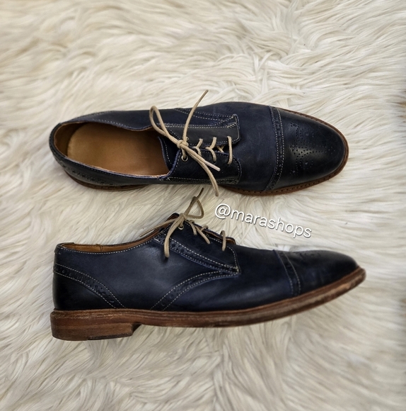 Allen Edmonds Bainbridge Cap Toe Derby Dress Shoes - Picture 2 of 7